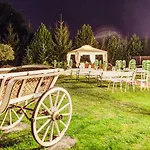 Dworek Kurowski Agroturismo *