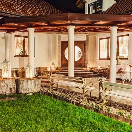 Dworek Kurowski Feriegård Stettin