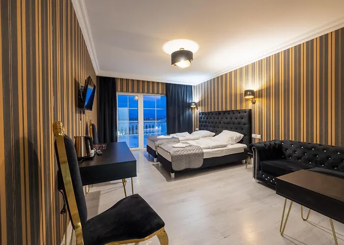 Dworek Kurowski * シュチェチン