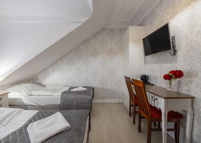 Dworek Kurowski Lantgård *