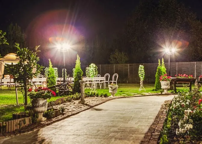 Dworek Kurowski Lantgård *